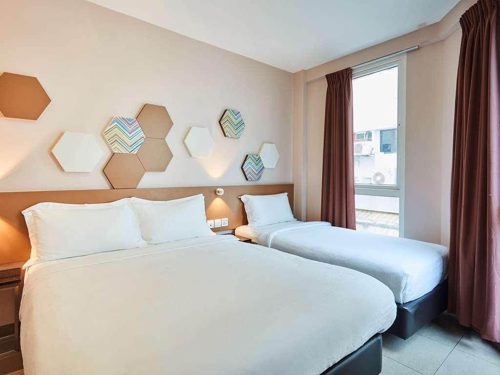 Khách sạn Ibis Budget Imperial 3*